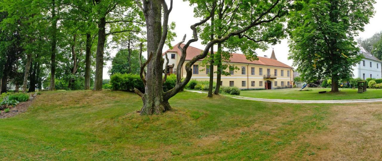 Zamek Jindrichovice Hotel Kolinec Kültér fotó