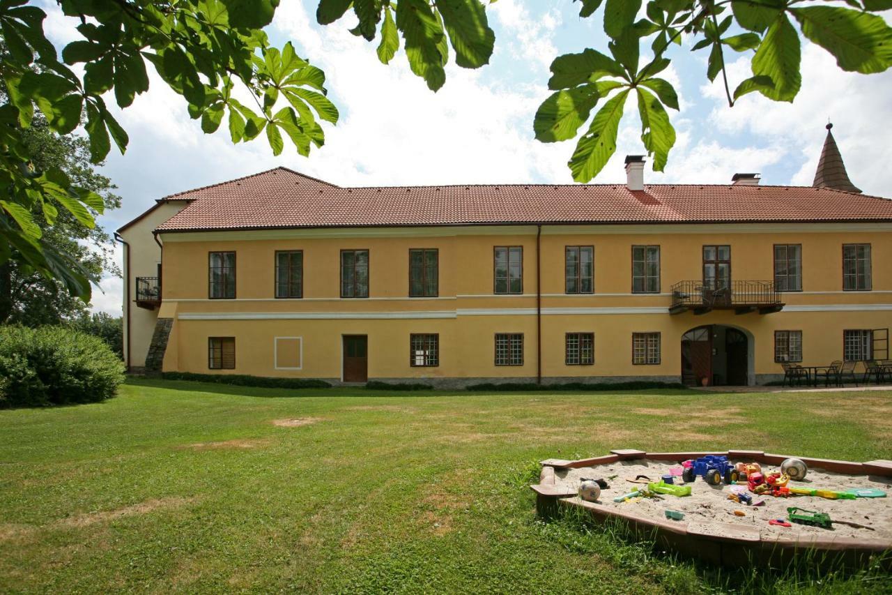 Zamek Jindrichovice Hotel Kolinec Kültér fotó